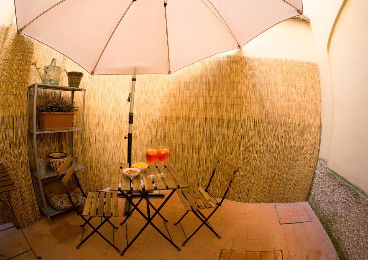 San Frediano District - Apartment Firenze Kültér fotó