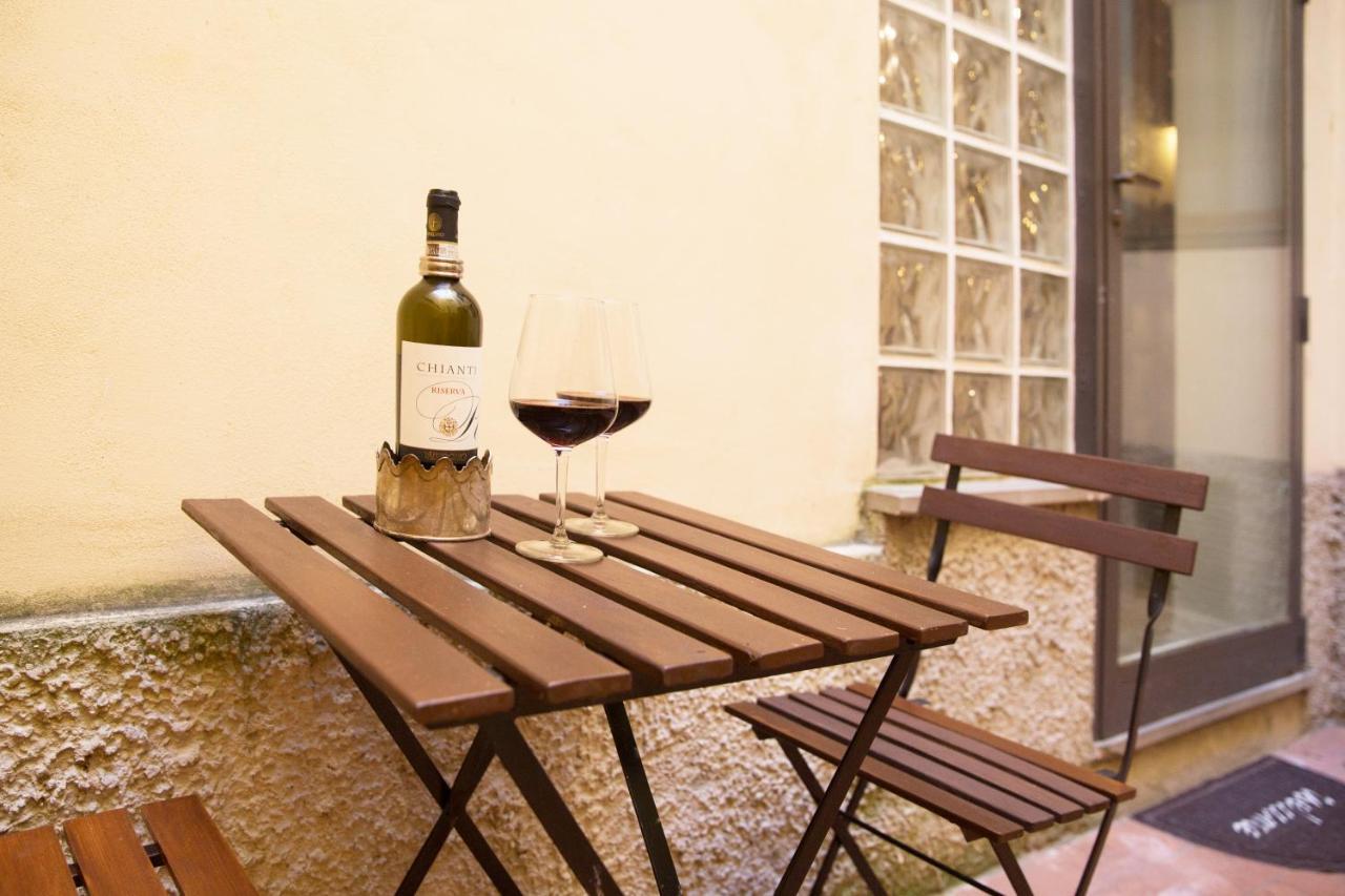 San Frediano District - Apartment Firenze Kültér fotó